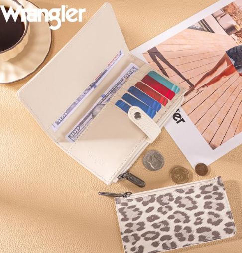 Wrangler Leopard Wallet Wristlet Set