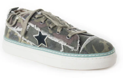 Aeory Sneakers